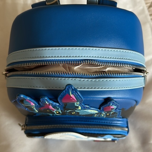 Casper the Friendly Ghost Glow In The Dark Backpack / BRAND NEW main image 11